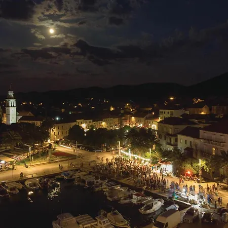36 Apartment Vela Luka